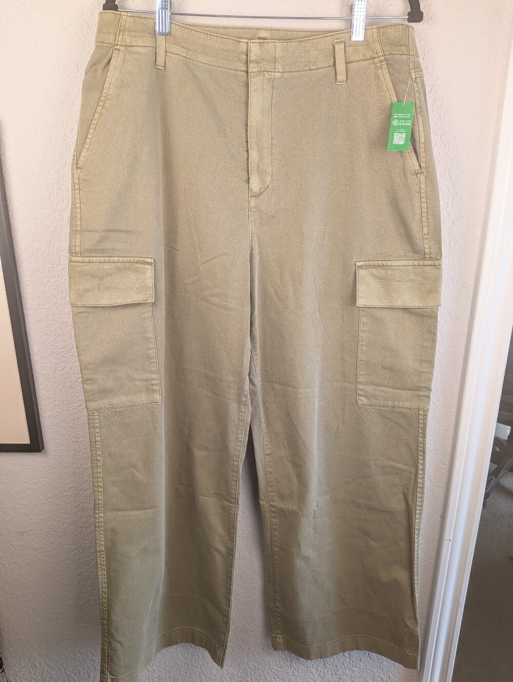 NWT GAP Mid Rise Loose Khaki Cargo Pants Size 14 Desert Cactus Green 100% Cotton